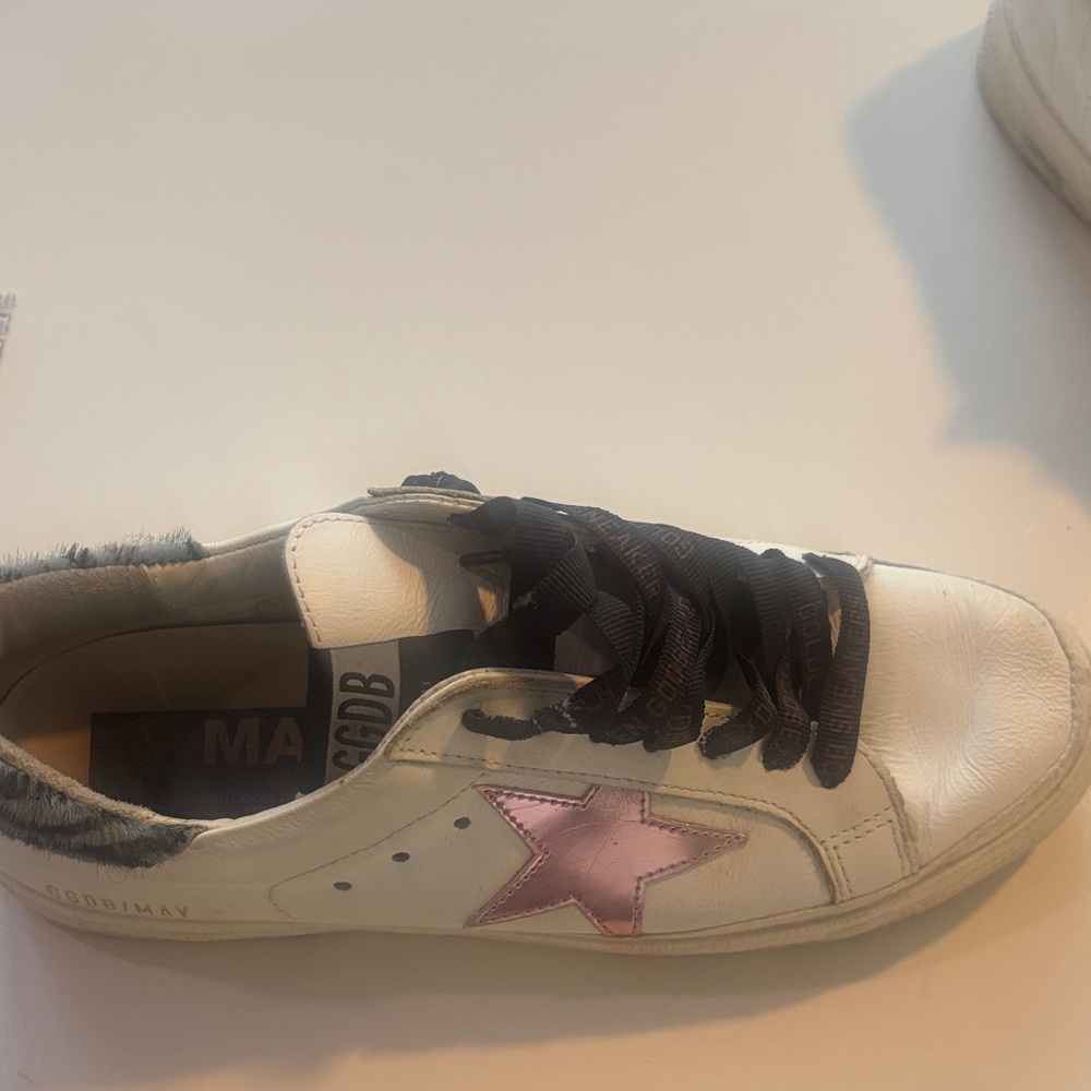 Woman's size 38 Golden Goose sneakers - Picture 2 of 10
